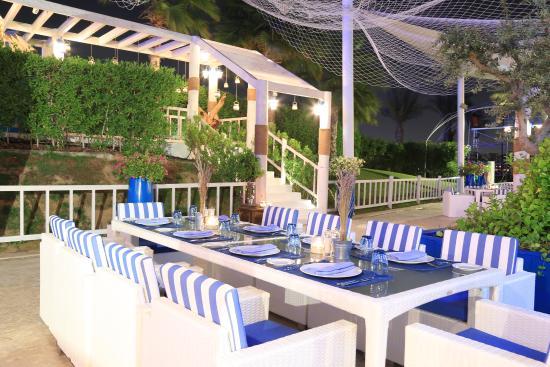 Aqua & More Restaurant