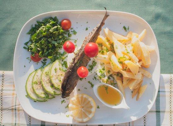 Elia Cafe & Restaurant