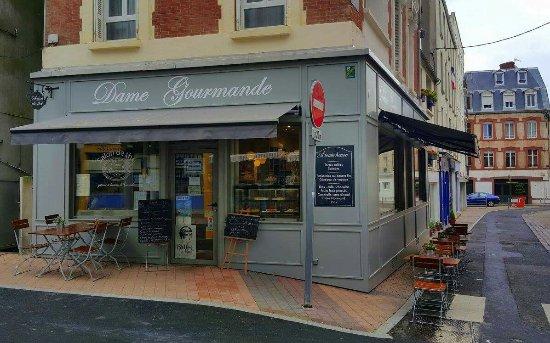 Dame Gourmande