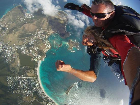 SXM Parachute
