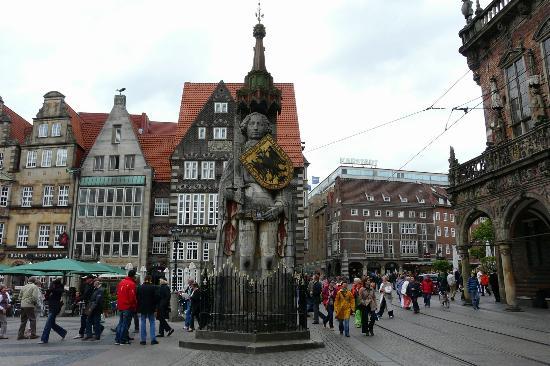Statue de Roland de Brême