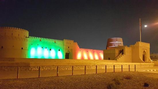 Al Khandaq Castle