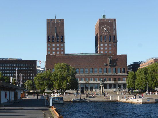 Hôtel de ville d'Oslo